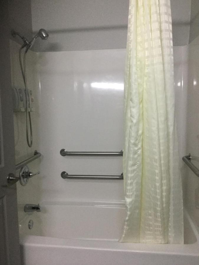 Muskogee Inn And Suites Ngoại thất bức ảnh